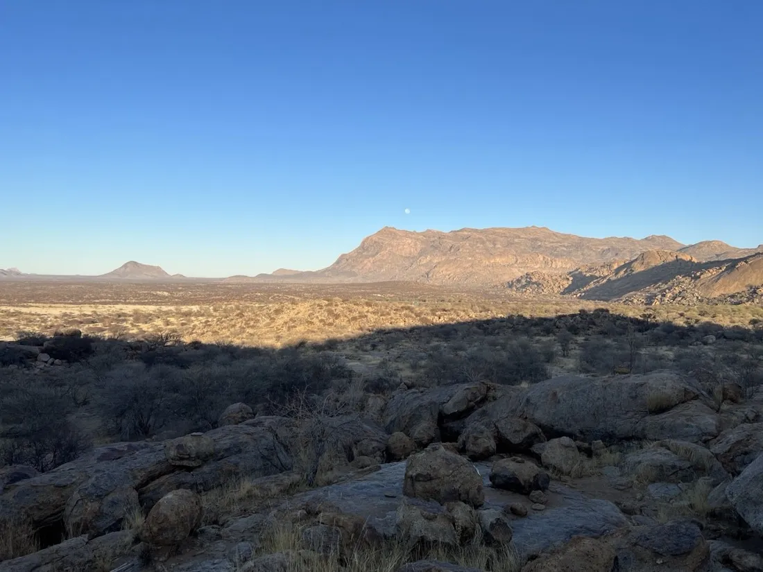 Grass plains and granite domes of the Erongo mountains